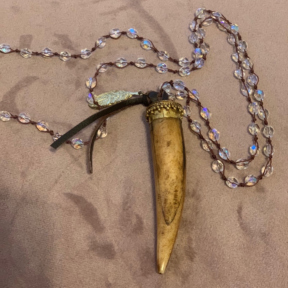 Store Closing‼️ Bone Boho Pendant Necklace - Picture 6 of 6